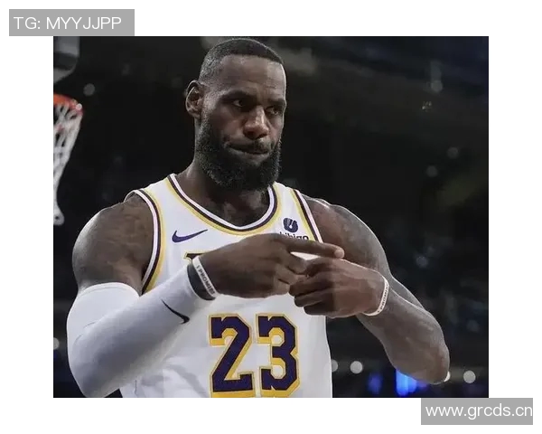 詹姆斯篮板广告引热议土耳其植发公司与NBA的奇妙联动