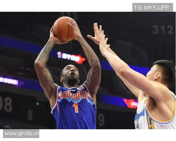 媒体人透露达拉斯摩尔已正式加盟吉林男篮开启新征程 媒体人透露达拉斯摩尔已正式加盟吉林男篮开启新征程