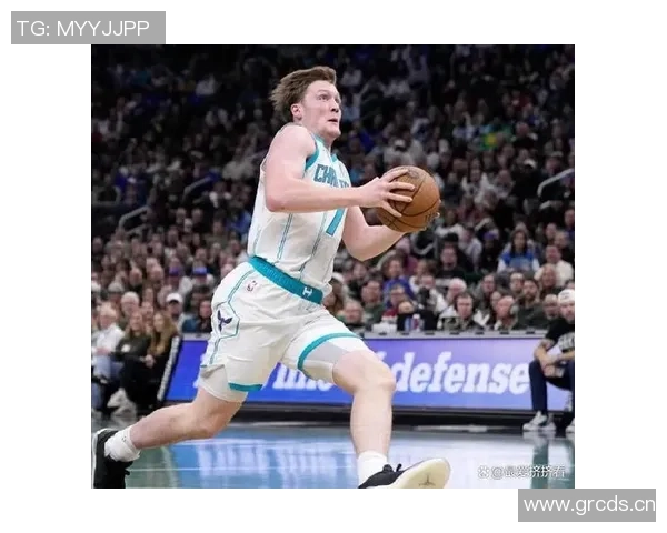 克尼佩尔本赛季预计三分球命中289个超越库里新秀赛季的166记纪录