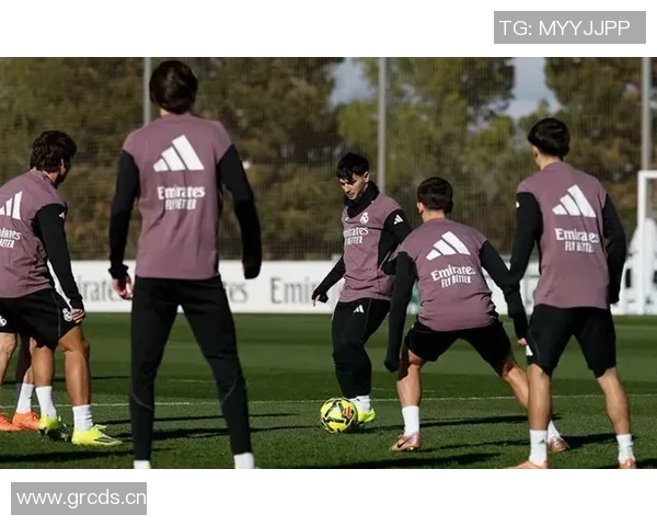 外媒报道赫伊森吕迪格阿诺德等五名球员缺席皇马训练引发关注