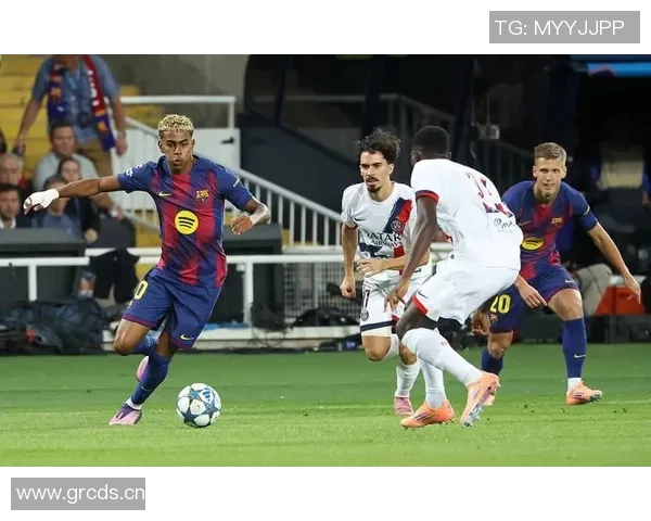 赫伊森因小腿伤缺席国家队训练皇马仍期待他能及时复出迎战国家德比