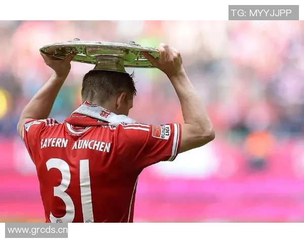 小猪期待斯蒂勒为拜仁效力四年前自由身离开青训的感慨 小猪期待斯蒂勒为拜仁效力四年前自由身离开青训的感慨