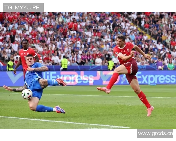 姆伯莫在本届非洲杯中创造8次得分机会成为队友最佳助攻者