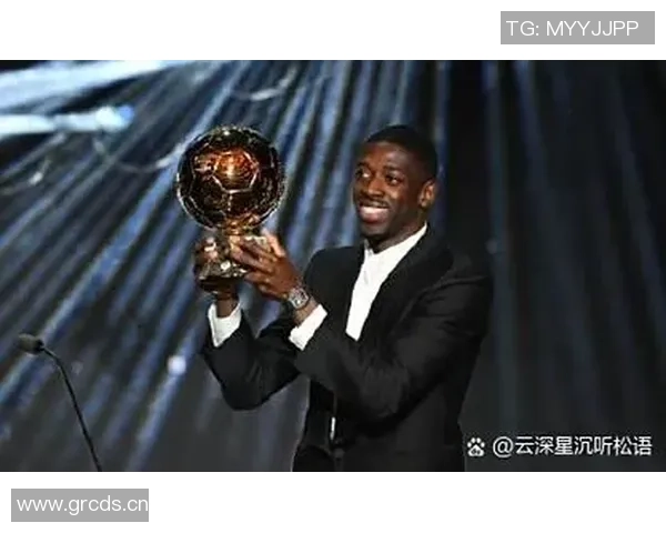 恩里克盛赞登贝莱进球如同电子游戏中的奇迹画面 恩里克盛赞登贝莱进球如同电子游戏中的奇迹画面